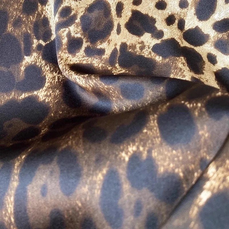 OUTLET Italian Luxury Pure Silk Leo print  long sleeve midi dress, SIZE M / EU36 / US6